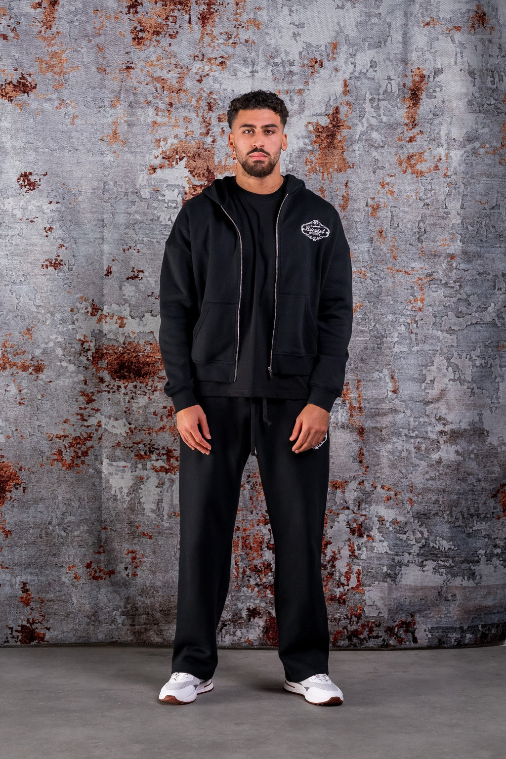 ROYAL ZIPPER TRACKSUIT - BLACK