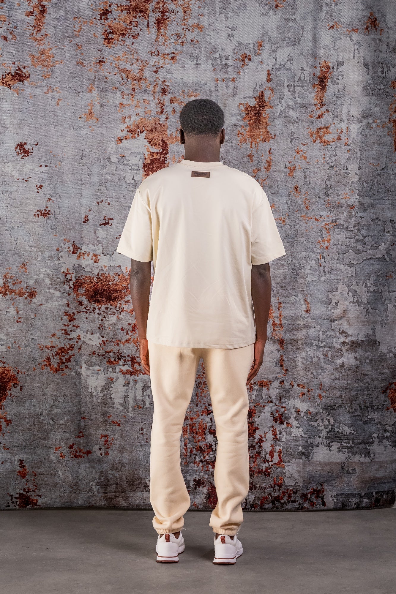 BASIC CURVE SHIRT - BEIGE