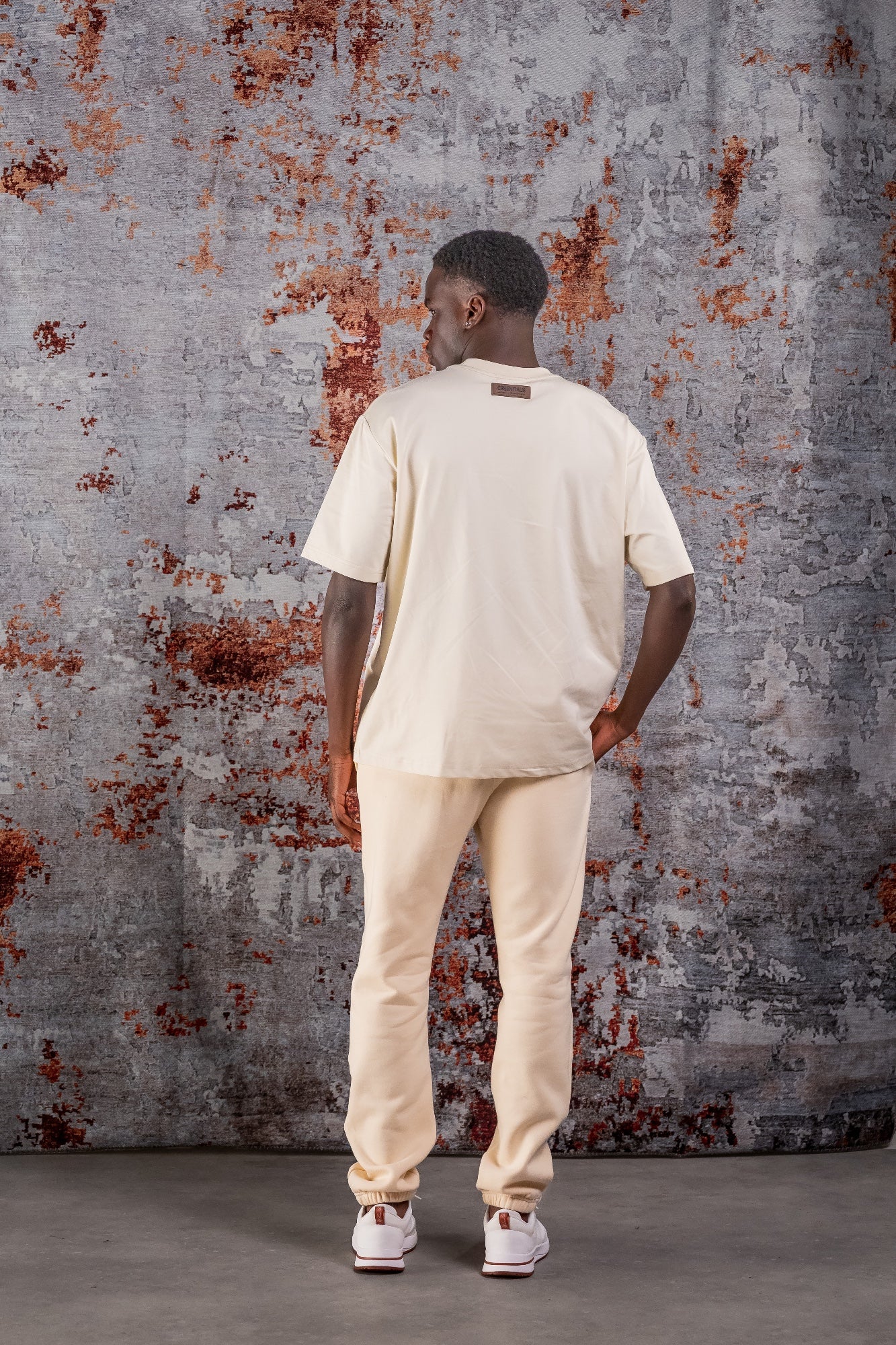 BASIC CURVE SHIRT - BEIGE