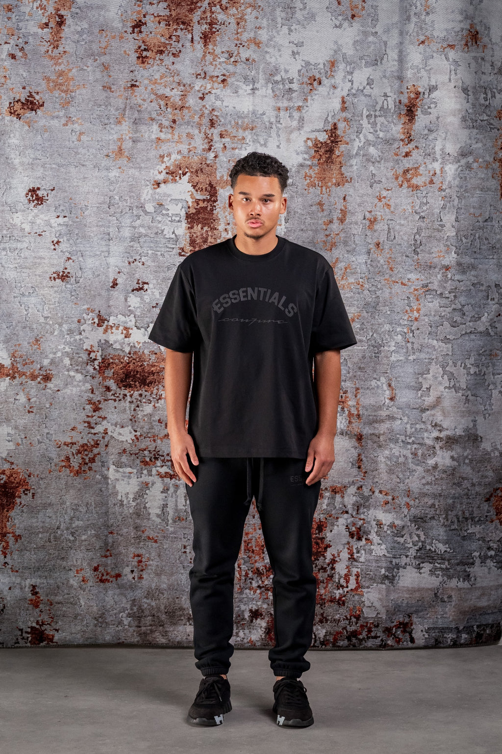 BASIC CURVE SHIRT - BLACK