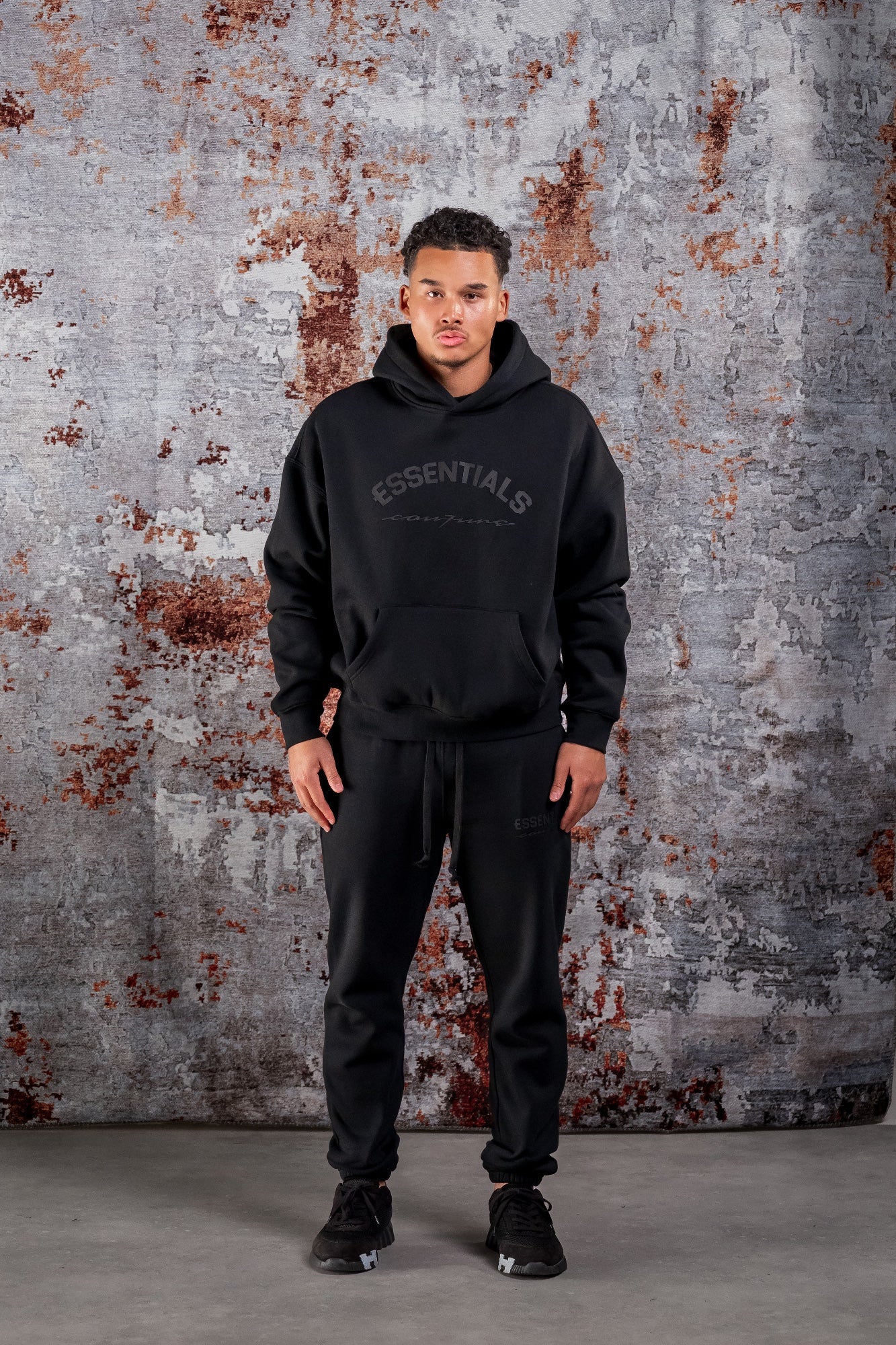 BASIC CURVE TRACKSUIT - BLACK