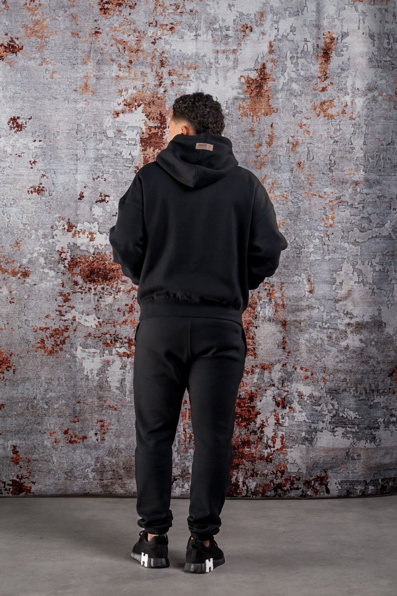 BASIC CURVE TRACKSUIT - BLACK