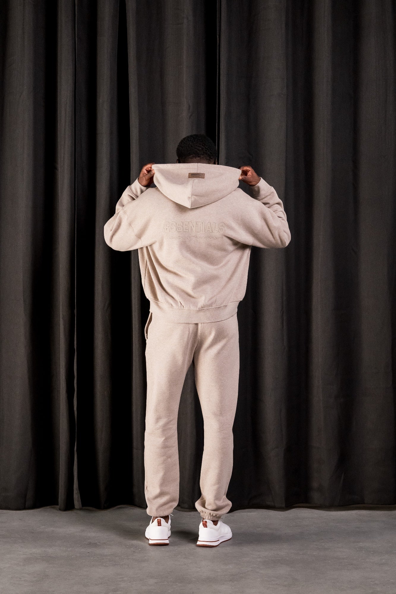 BASIC ZIPPER TRACKSUIT - DARK BEIGE