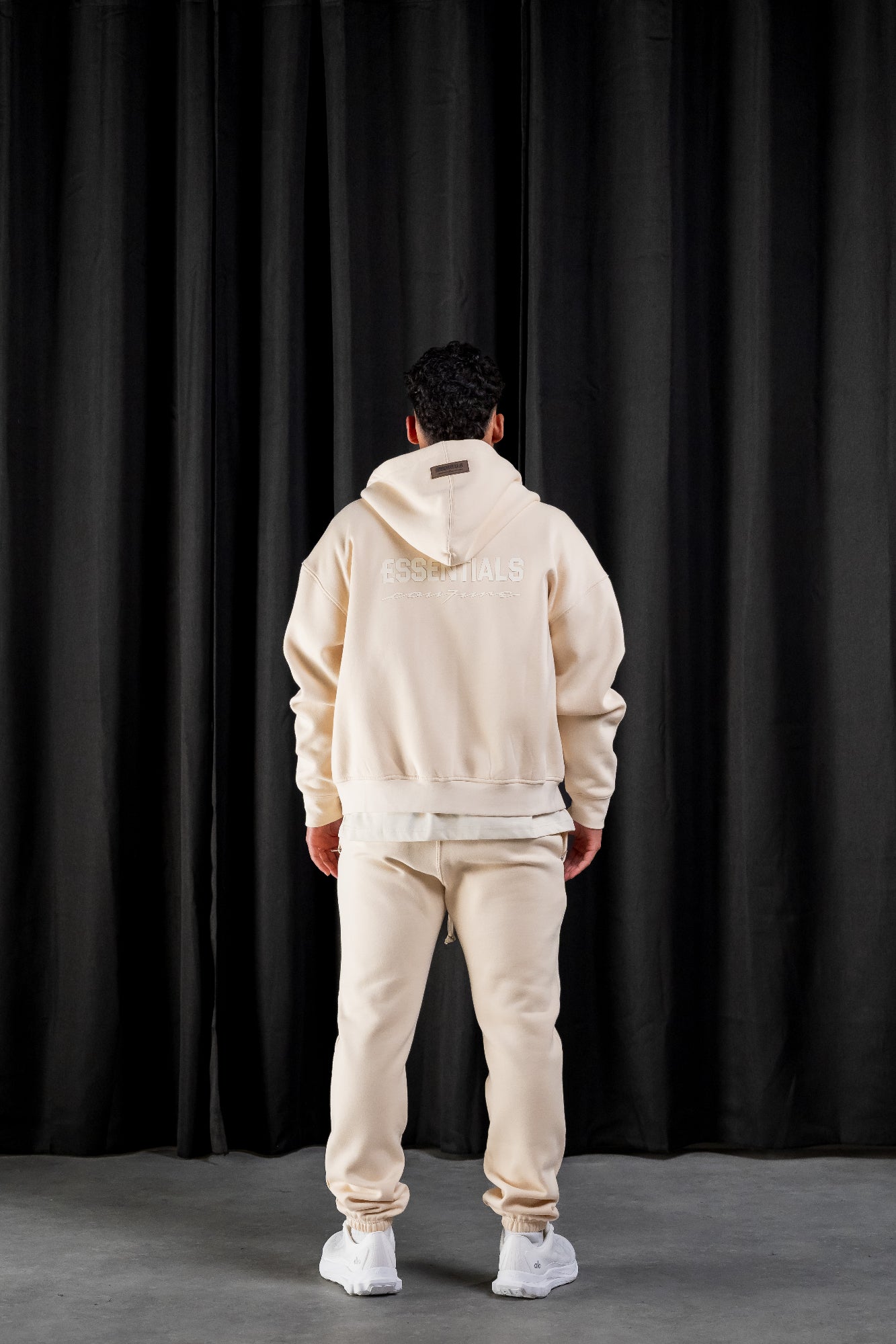 BASIC ZIPPER TRACKSUIT - BEIGE