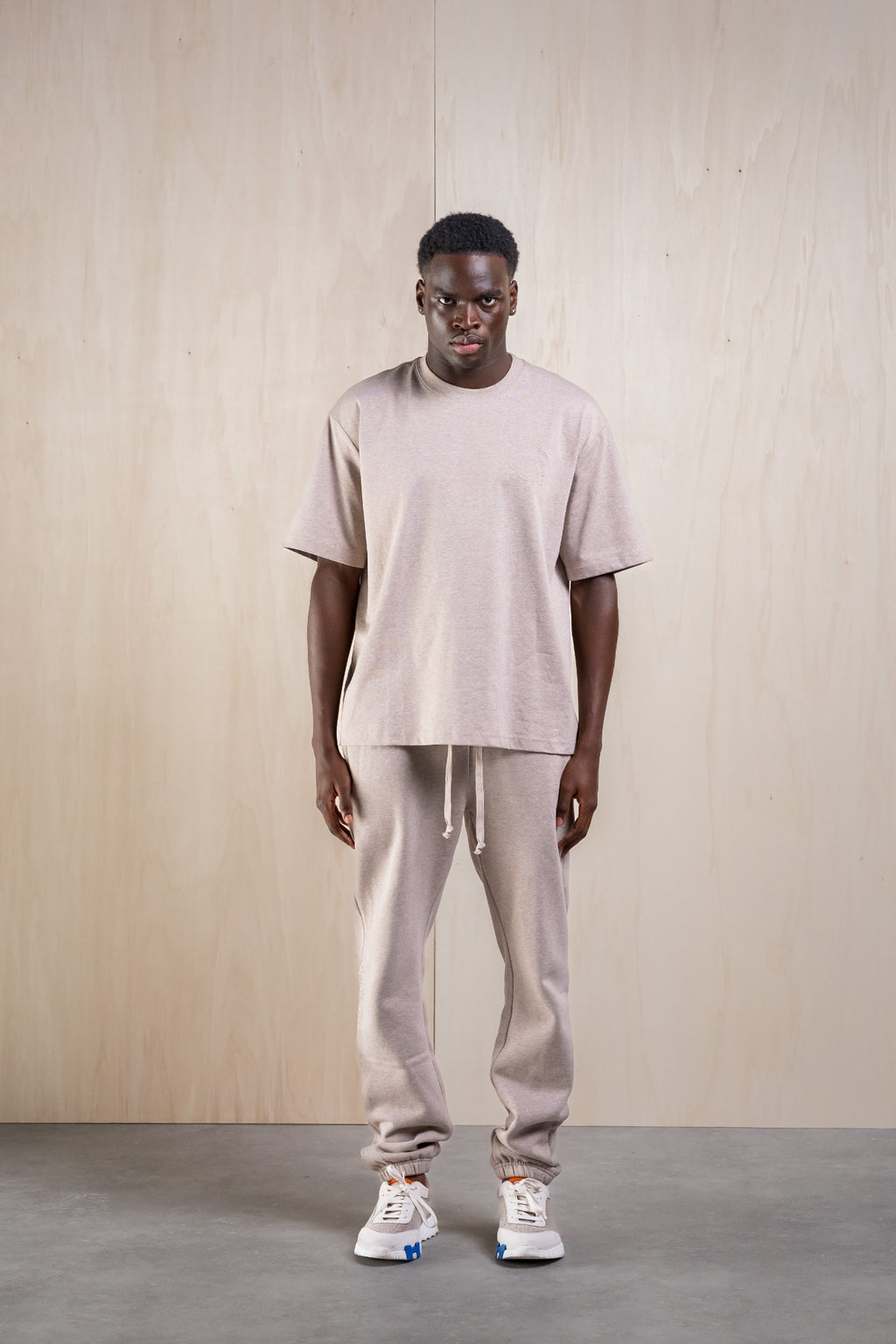 CLASSIC LOGO SHIRT - DARK BEIGE