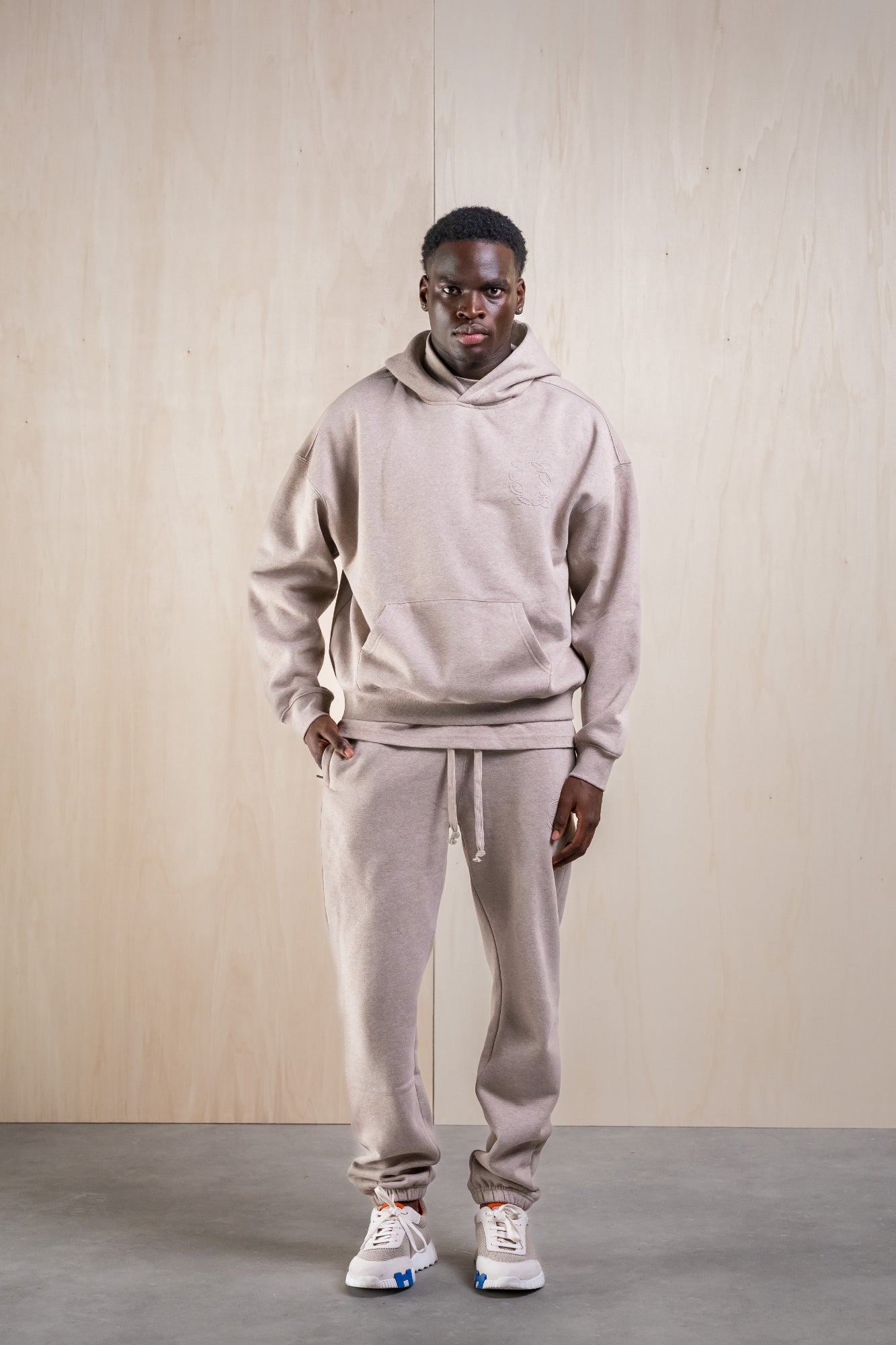 CLASSIC TRACKSUIT - DARK BEIGE