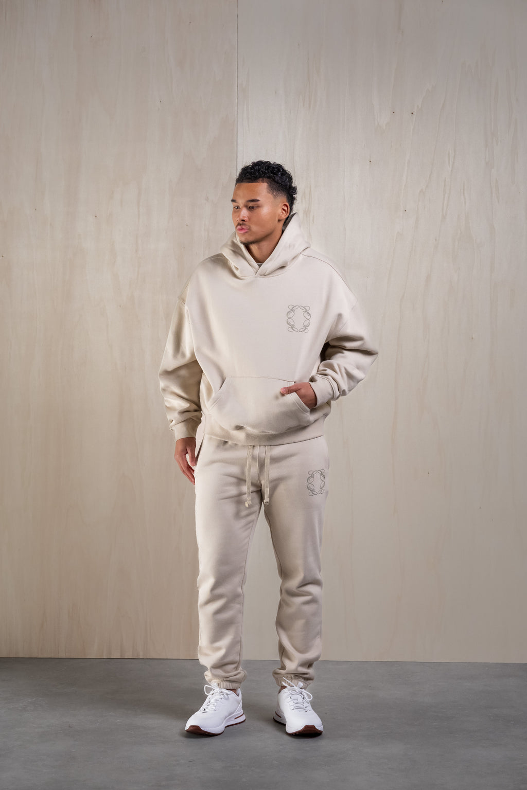 CLASSIC TRACKSUIT - CREAM