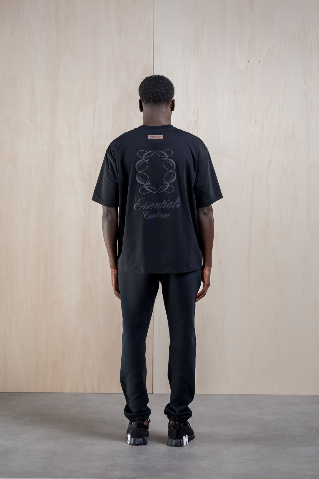 CLASSIC LOGO SHIRT - BLACK