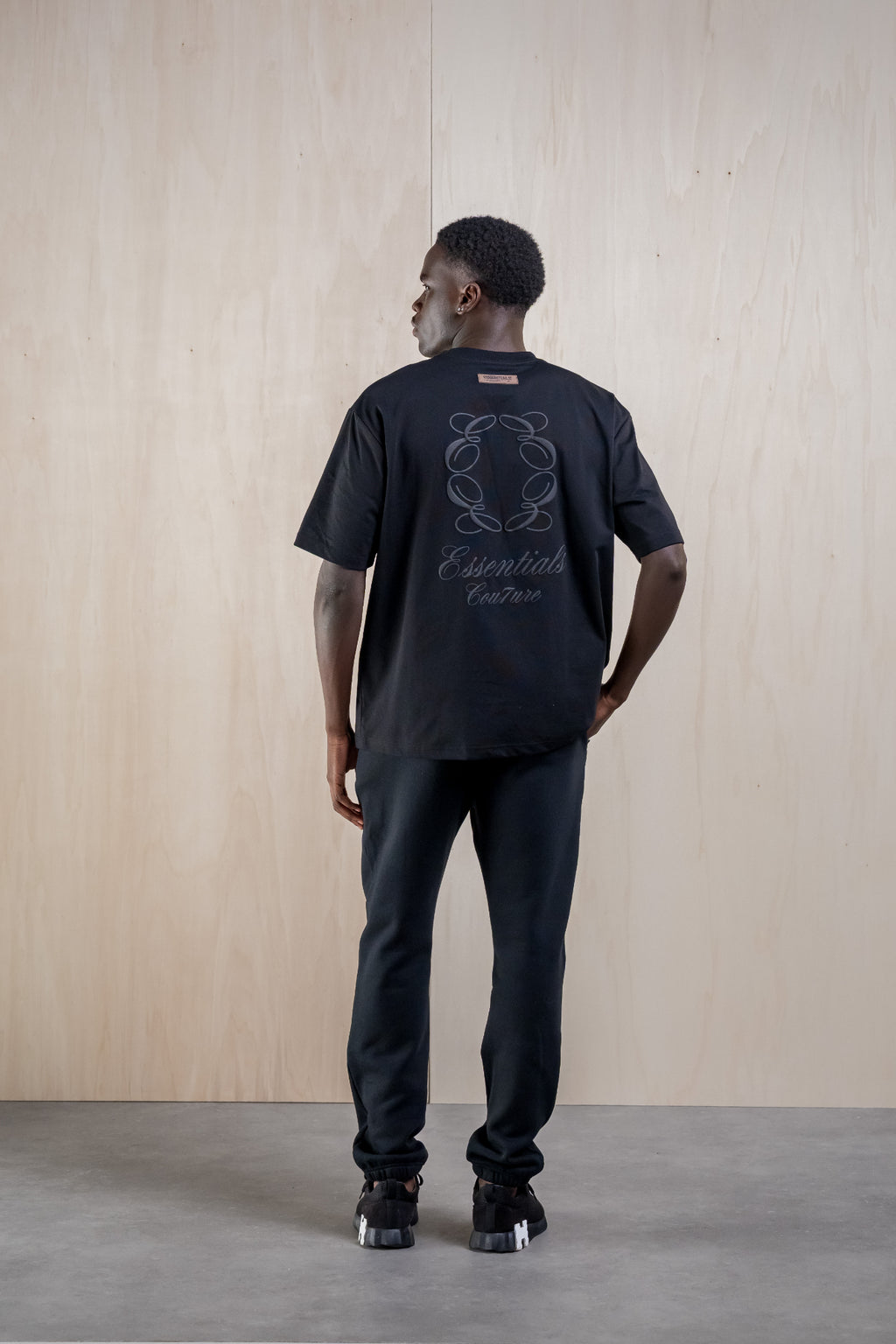 CLASSIC LOGO SHIRT - BLACK