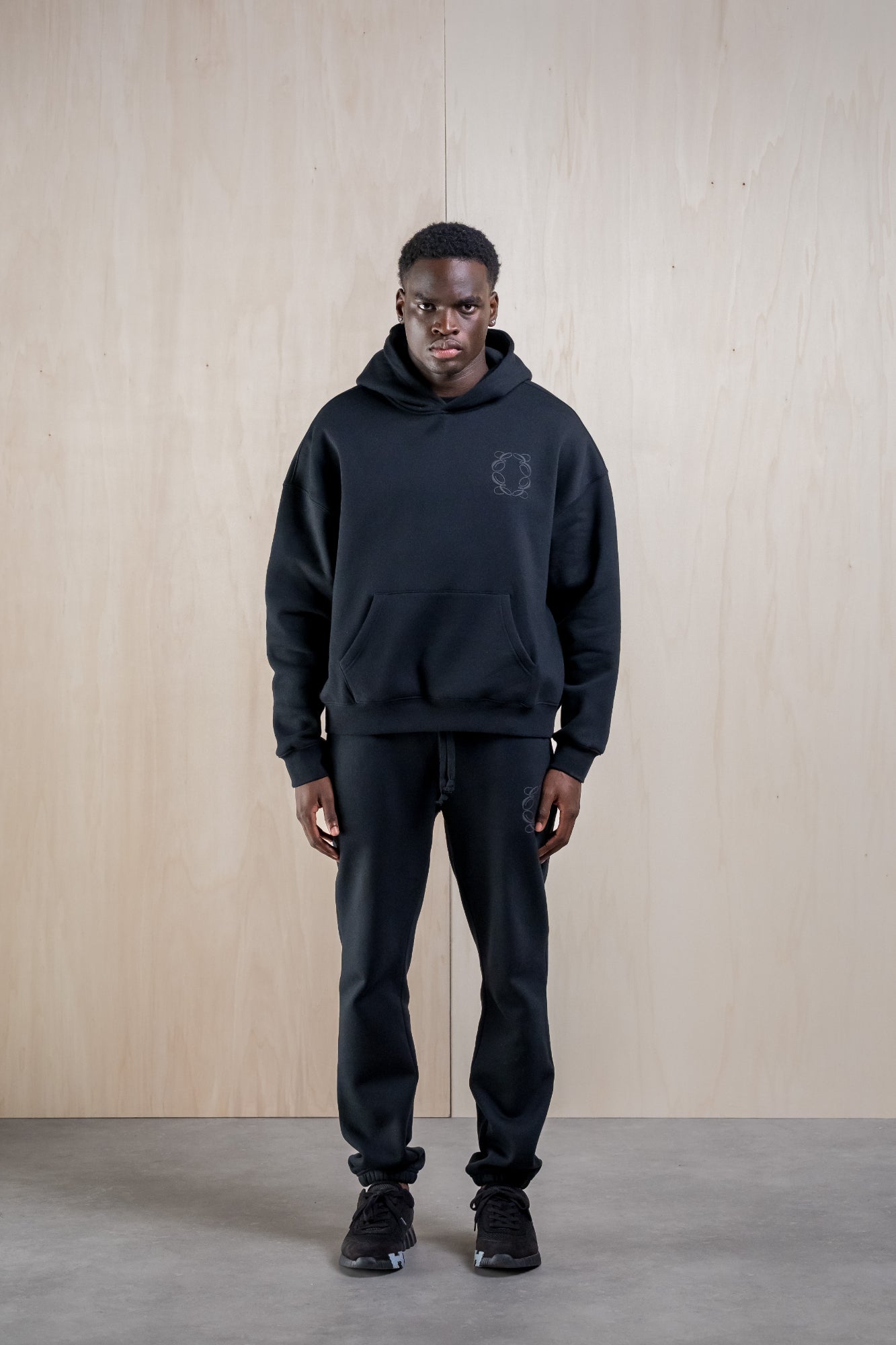 CLASSIC TRACKSUIT - BLACK