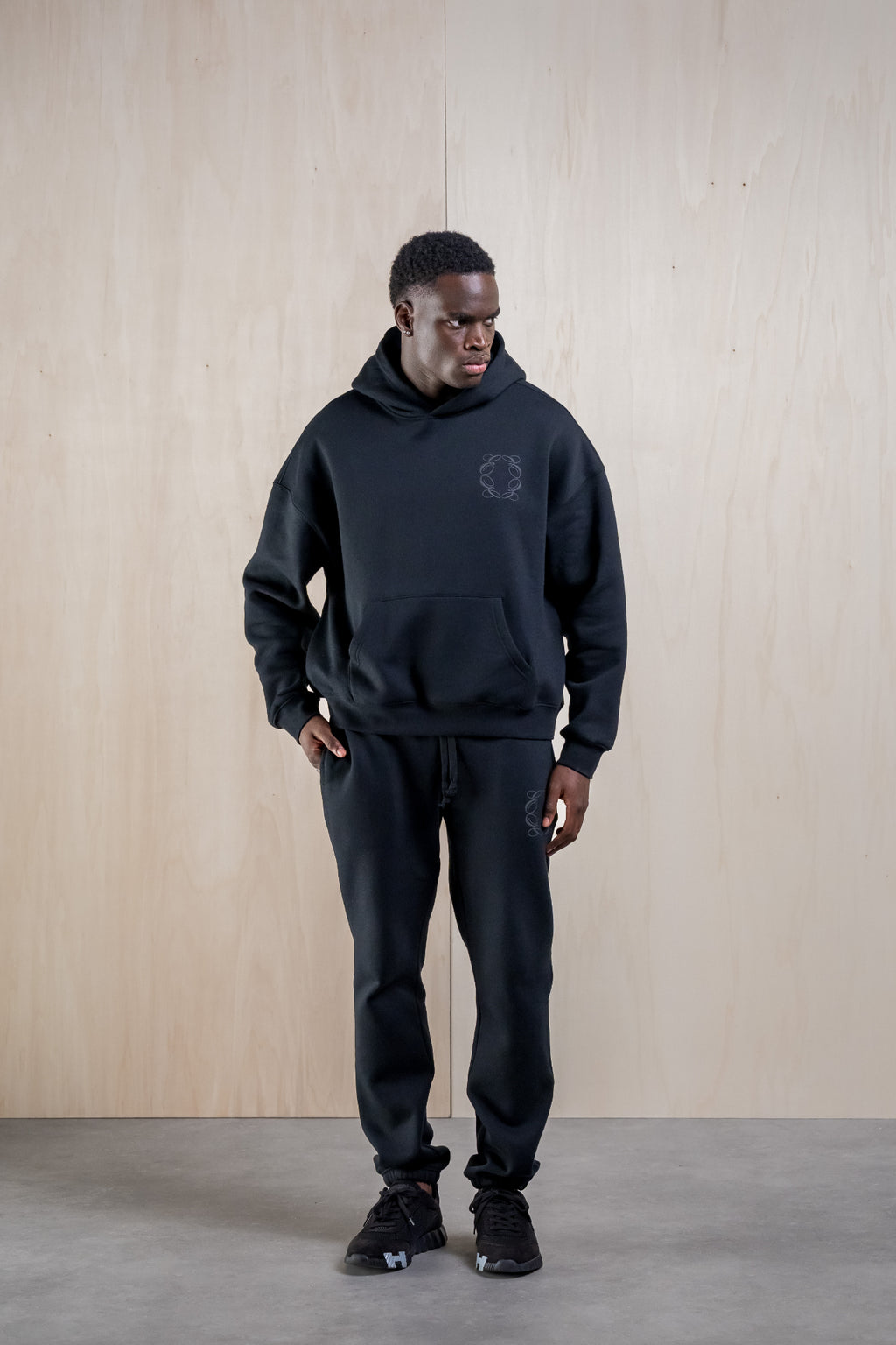 CLASSIC TRACKSUIT - BLACK