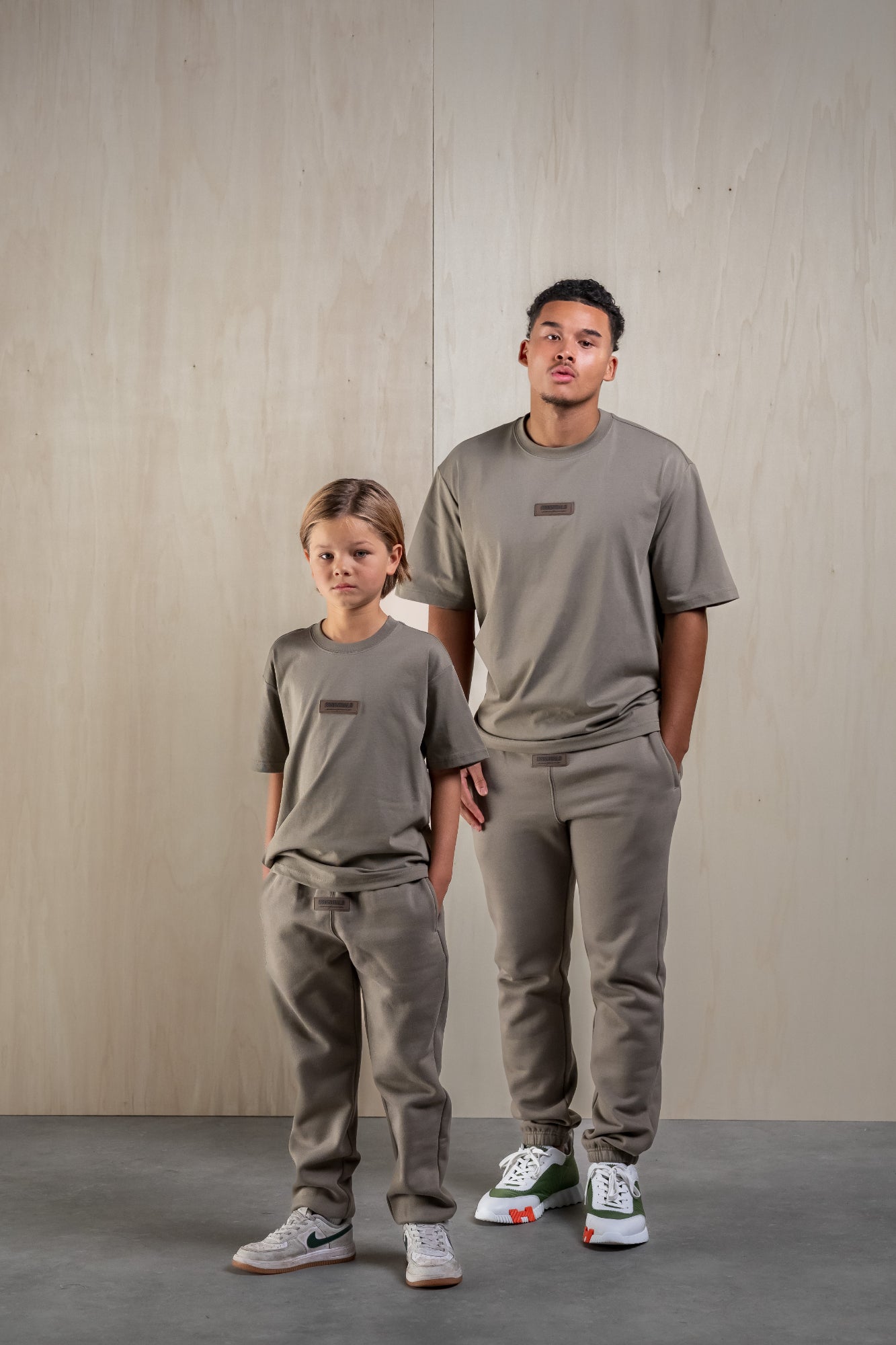 RUBBER SHIRT - FORREST