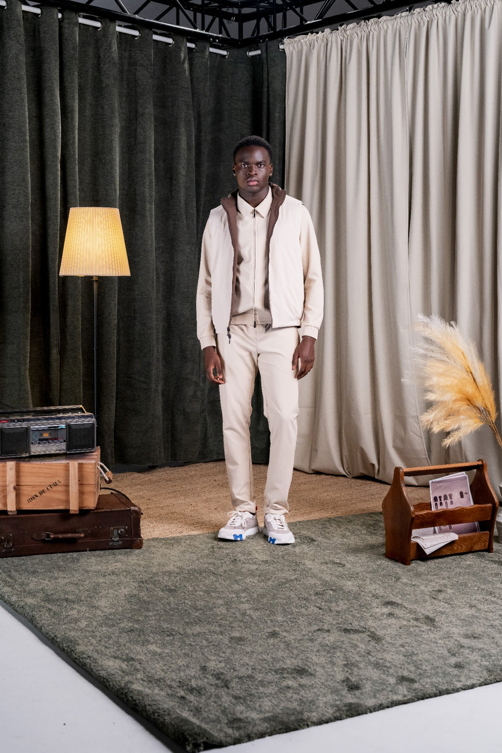 REFLECTION BODY WARMER - DARK BROWN/BEIGE