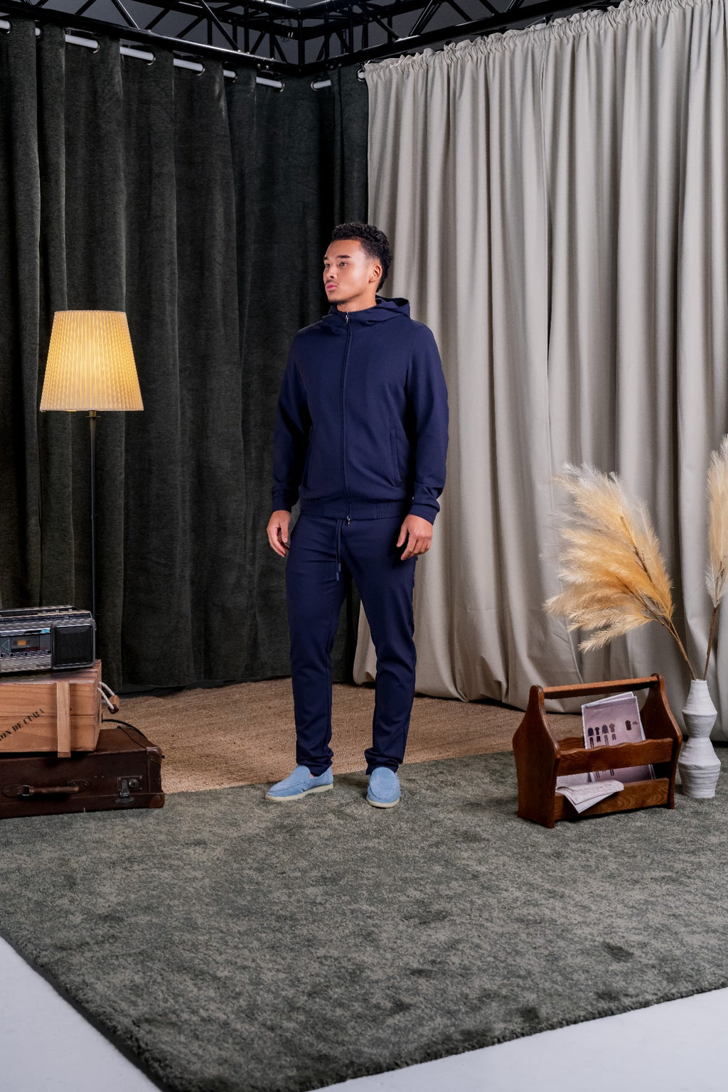 REFLECTION TECH TRACKSUIT - NAVY