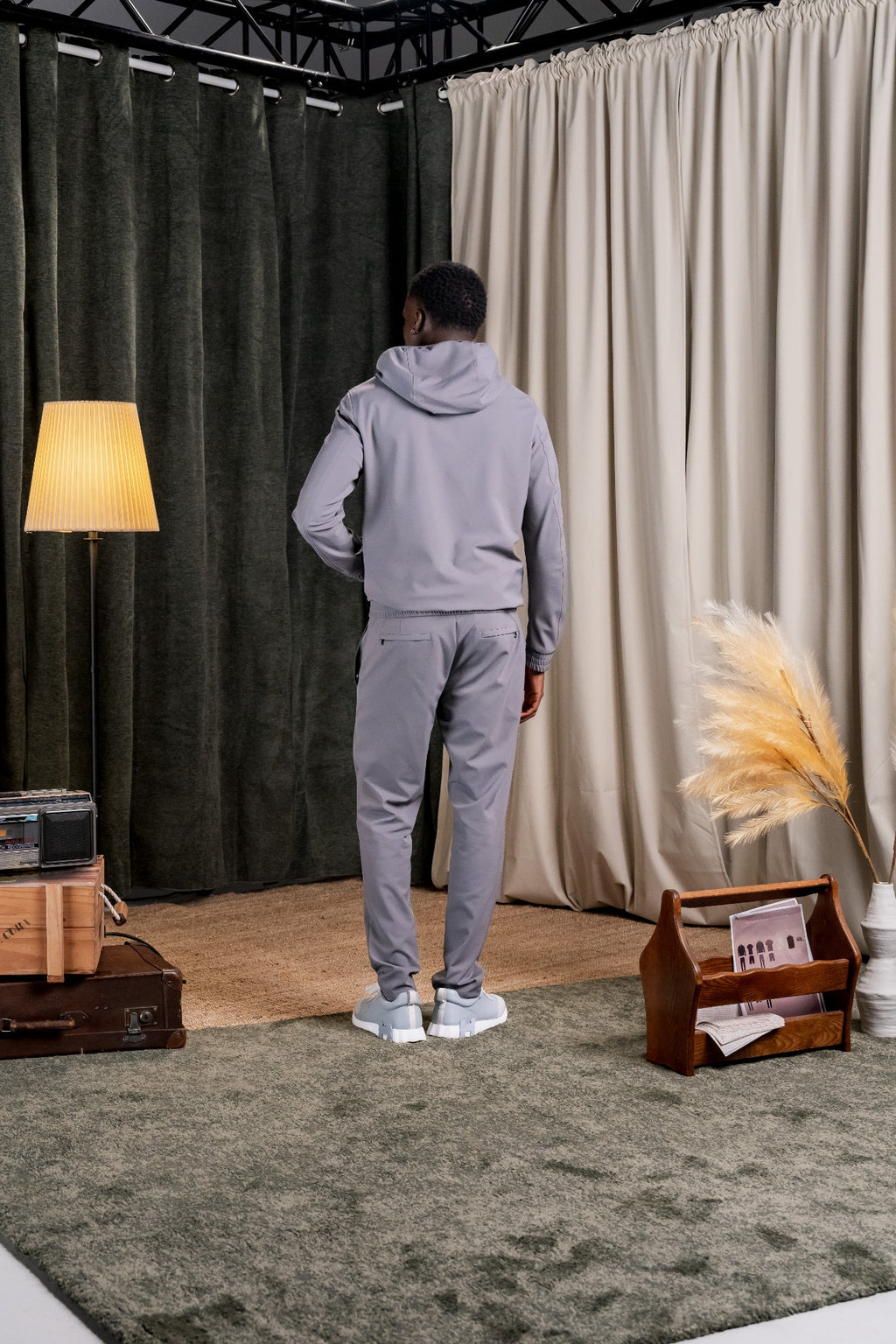 REFLECTION TECH TRACKSUIT - GREY