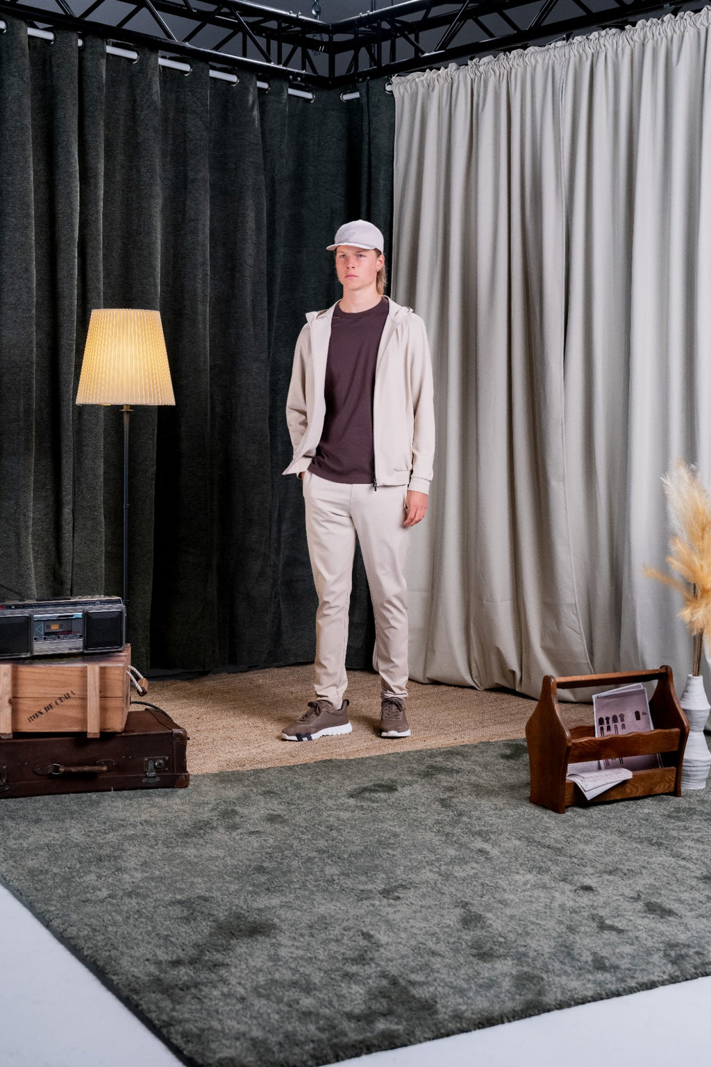 REFLECTION TECH TRACKSUIT - LIGHT BEIGE